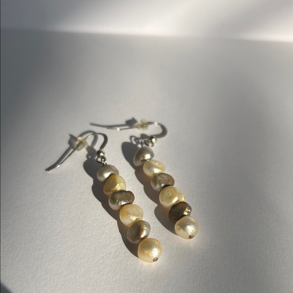 Handmade Pearl bead Drop Earrings - Cream and Grey Tones - Picture 3 of 4